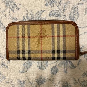 Old Burberry Clutch Wallet